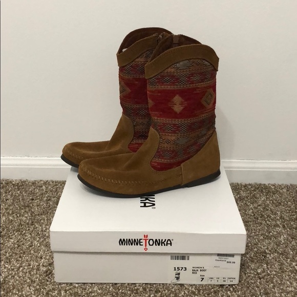 Minnetonka Shoes - Minnetonka Baja Boot